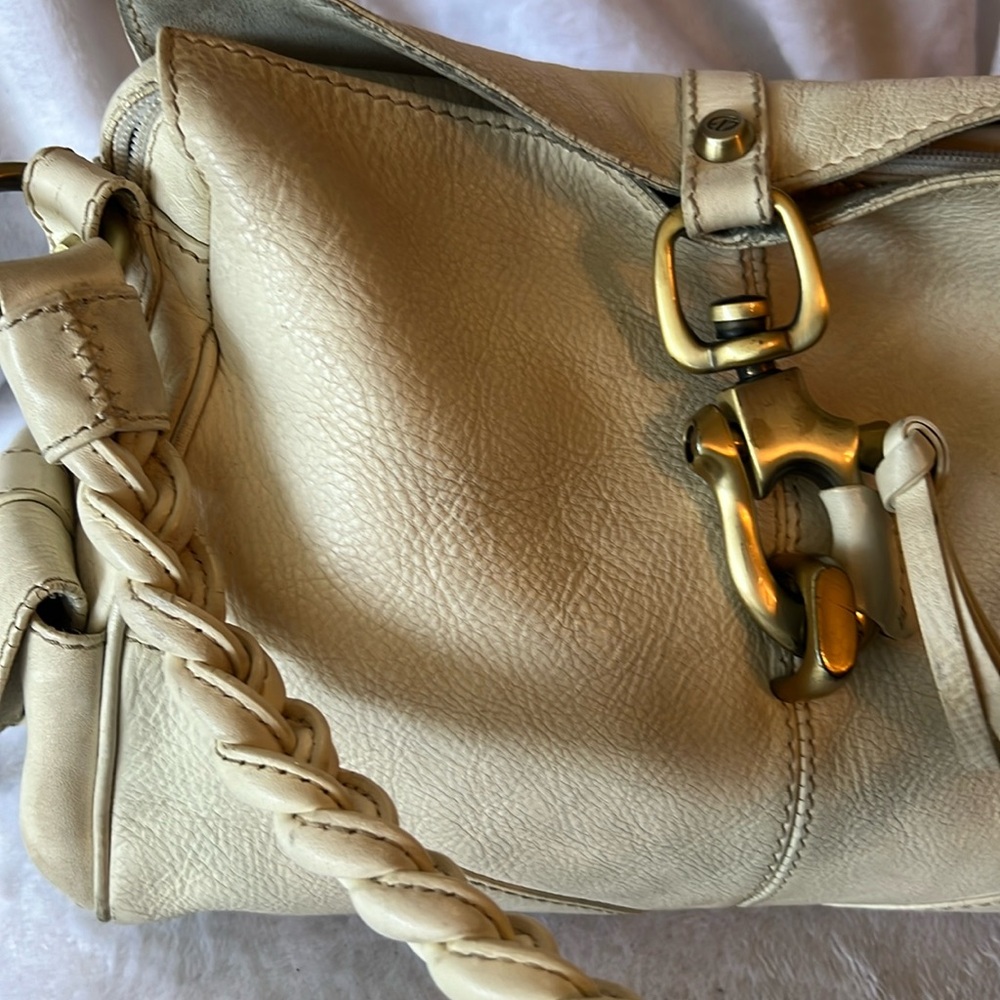 Cream Leather Shoulder Bag with Brass Hardware - Picture 3 of 16